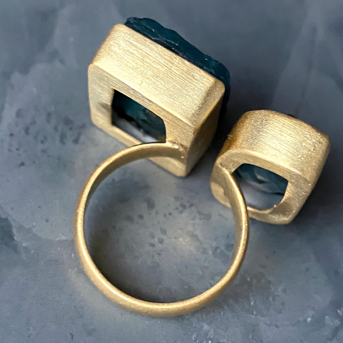Blue Topaz & Apatite Ring
