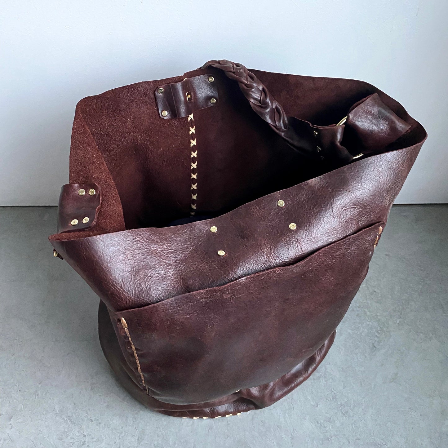 Old World Feed Bag