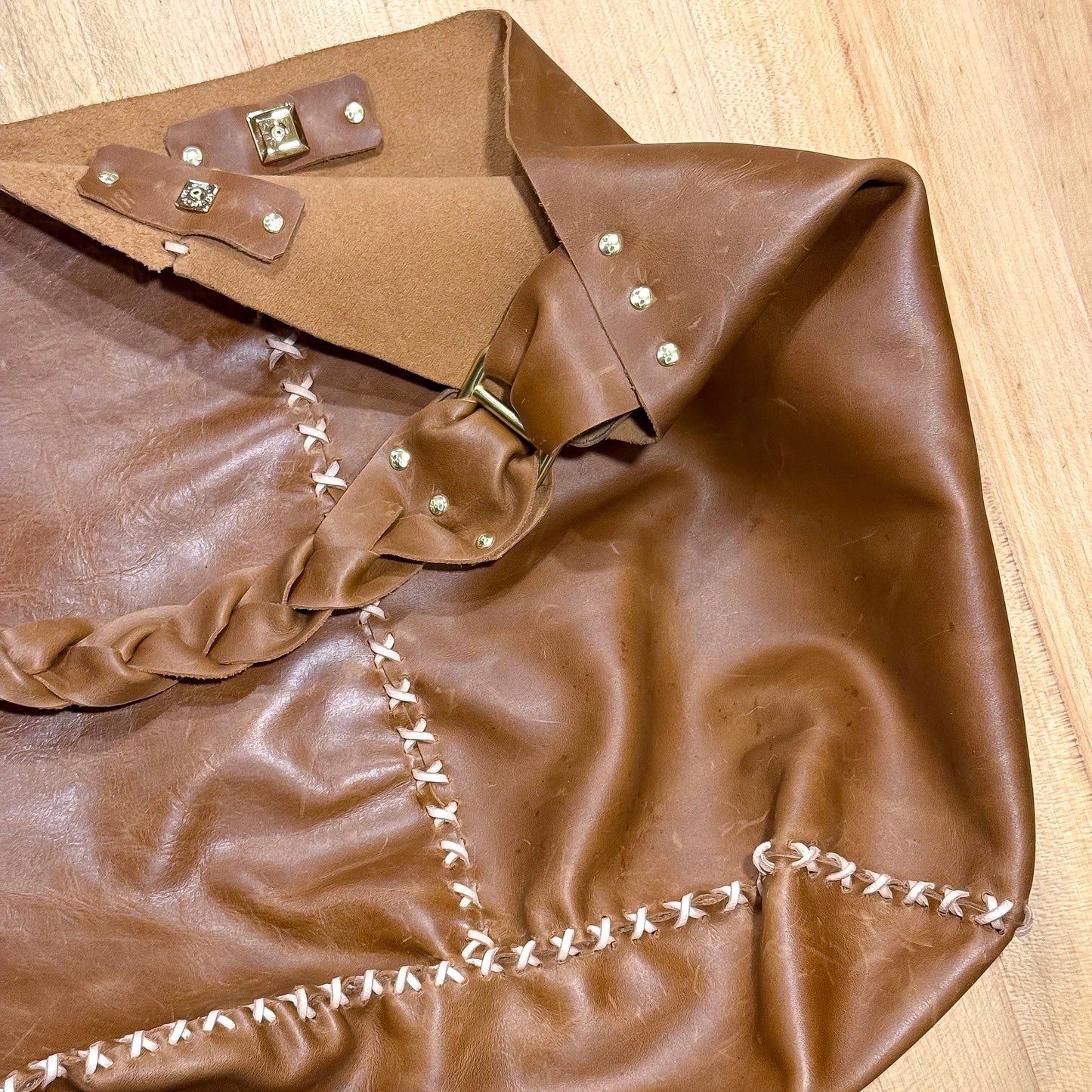 Distressed Cognac Feed Bag
