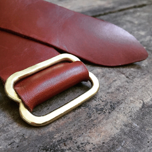 Hammered Brass Cognac Leather Belt